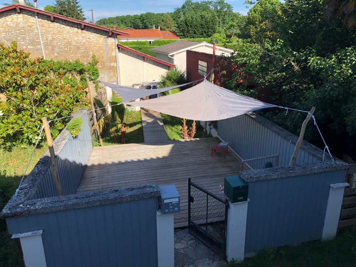 Cilaos - Maisonnette Au Coeur Du Medoc Saint-Laurent-de-Medoc Exterior foto
